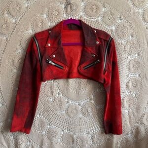 Insanely cool vintage cropped suede bolero. Best for size S.